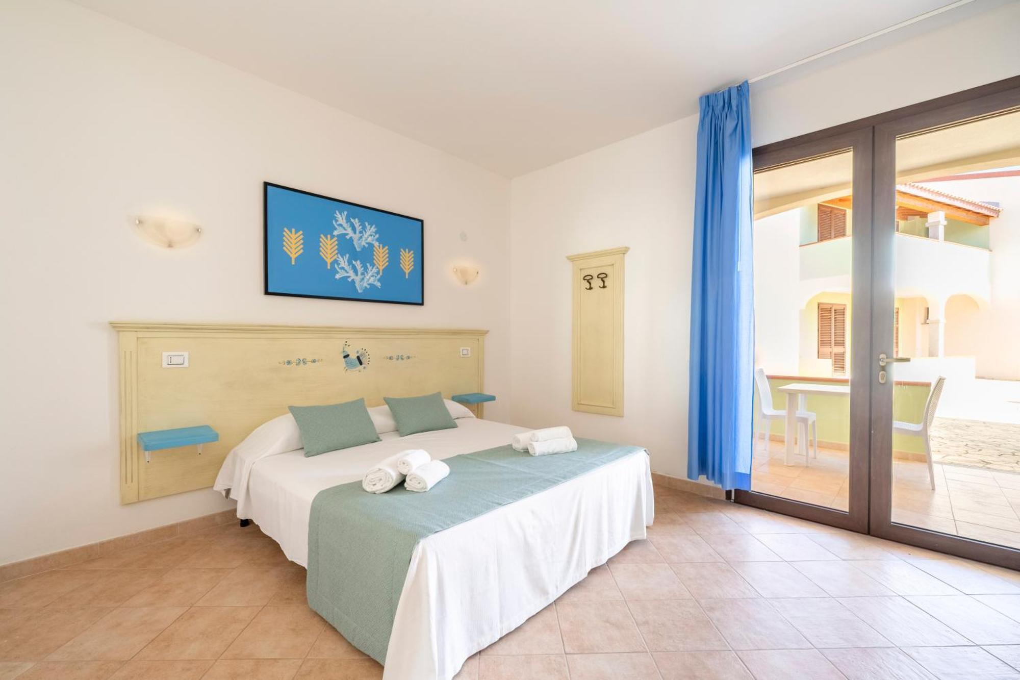 Mimose Beach Village Badesi Bagian luar foto